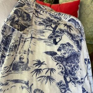 NWT Joie 100% Linen - soft - blue and white -Tropical - safari roll sleeve. XL